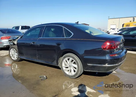 2018 Volkswagen Passat Se z USA, uszkodzony, nr VIN 1VWBA7A32JC036079